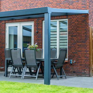 Broadway Veranda with Polycarbonate roof from Cotswold Garden Shade